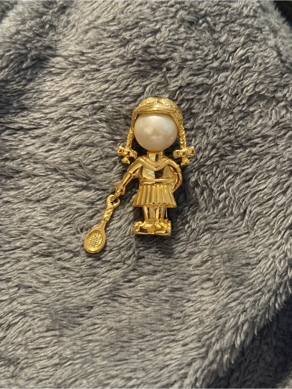 Vintage Gold Tennis Brooch